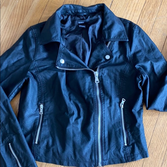 Forever 21 Jackets & Blazers - Forever 21 motorcycle jacket